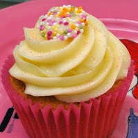 Kitschy Cupcakes 1098838 Image 8